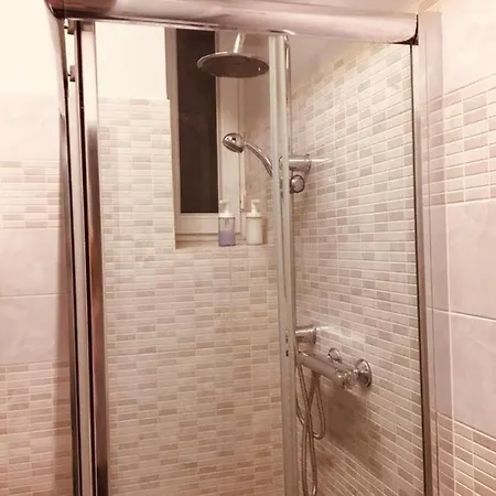 Wonderwall * لا سبيتسْيا